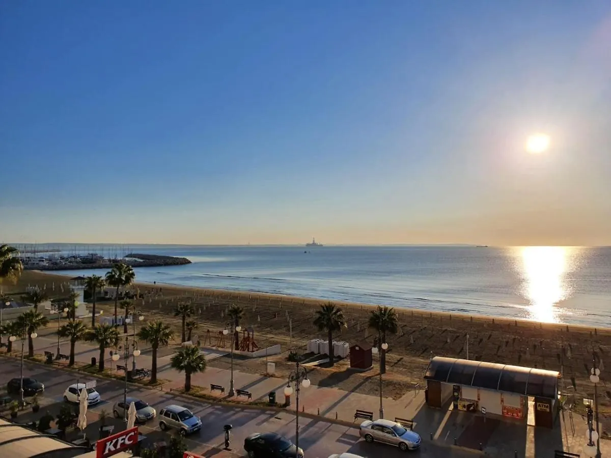 Alex Beach Apartment 33 Larnaca