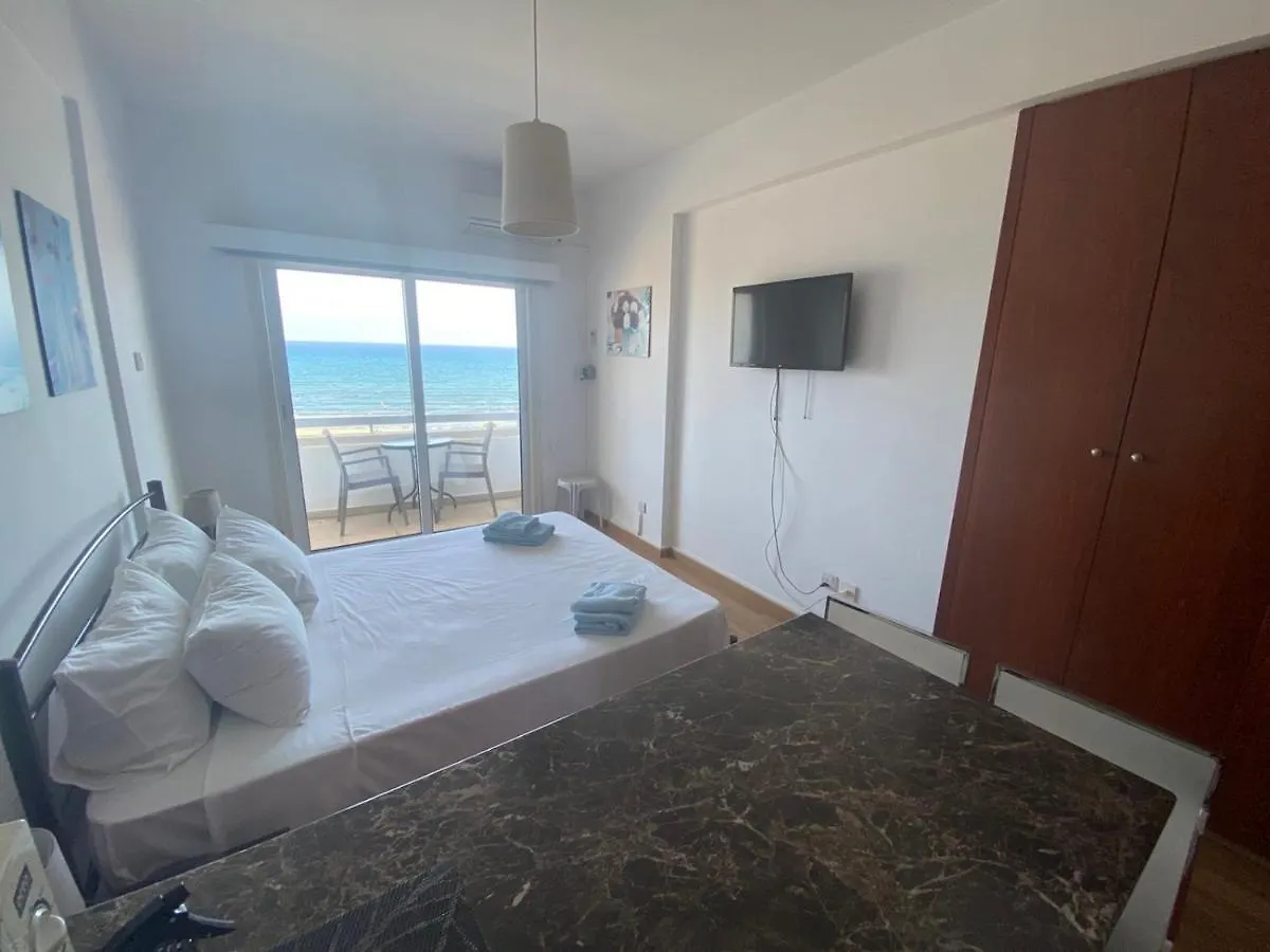 Alex Beach Apartment 33 contacts