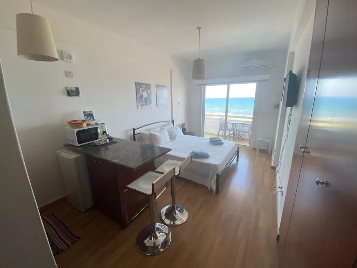 Alex Beach Apartment 33 Larnaca 0*,
