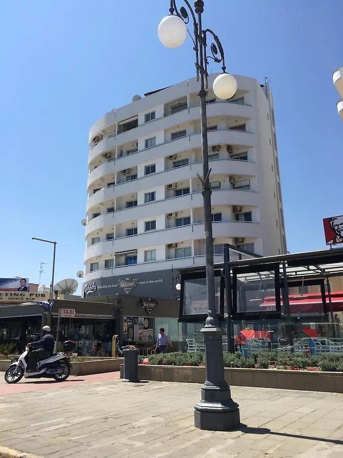 Alex Beach Apartment 33 Larnaca