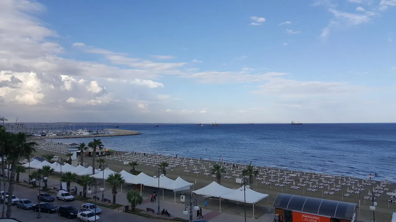 Alex Beach Apartment 33 Larnaca Cyprus